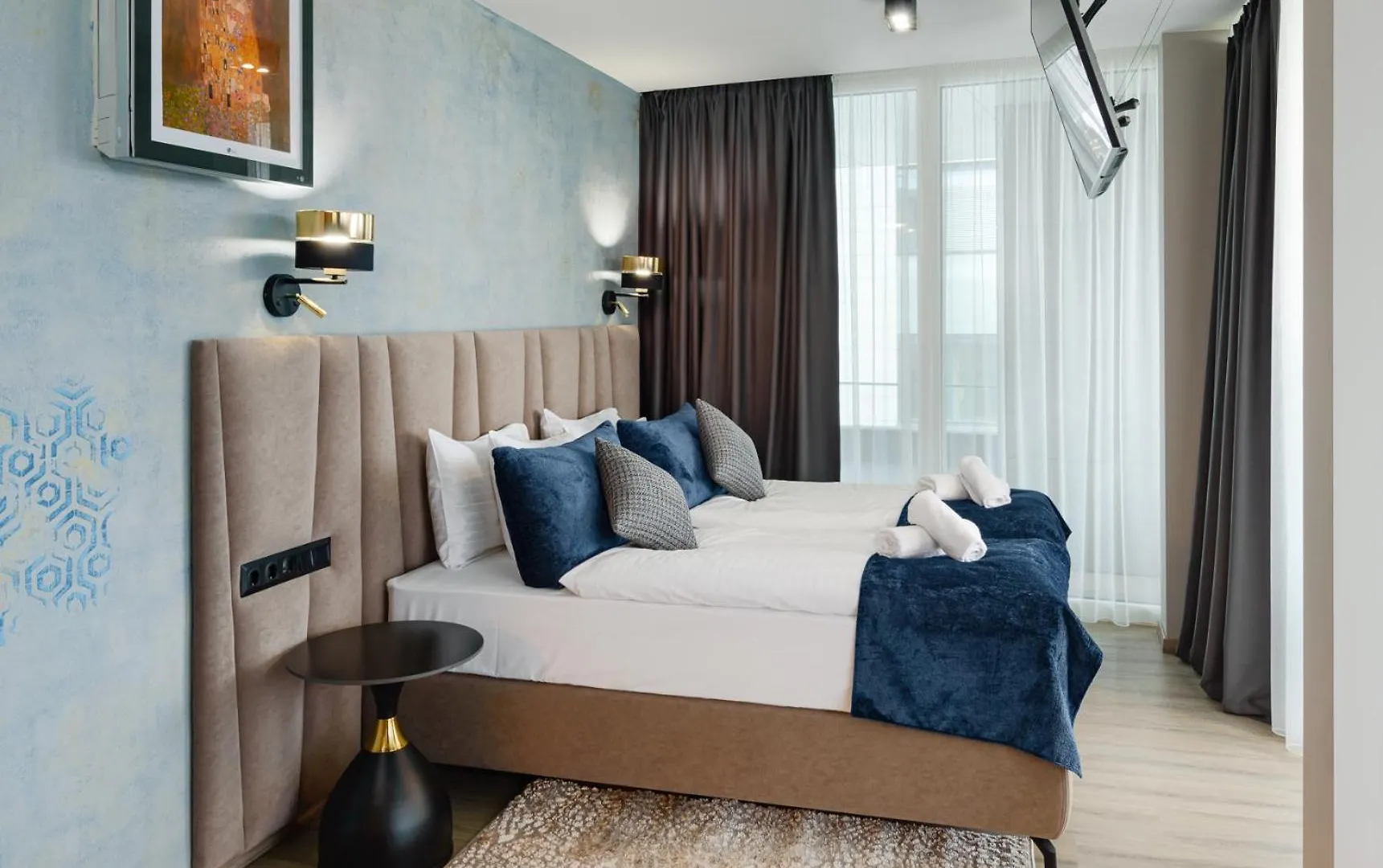Infinity Budapest Hotel